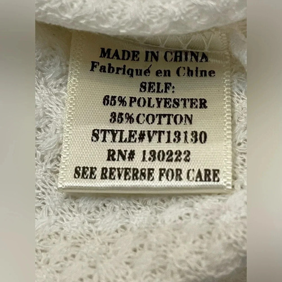 🤍 VERY J “Give Me The Cold Shoulder Ivory Top” size Small - Picture 5 of 5